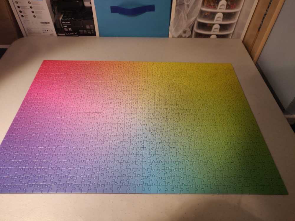 Gradient - Cloudberries puzzle collectible [Barcode 5060602330030] - Main Image 4