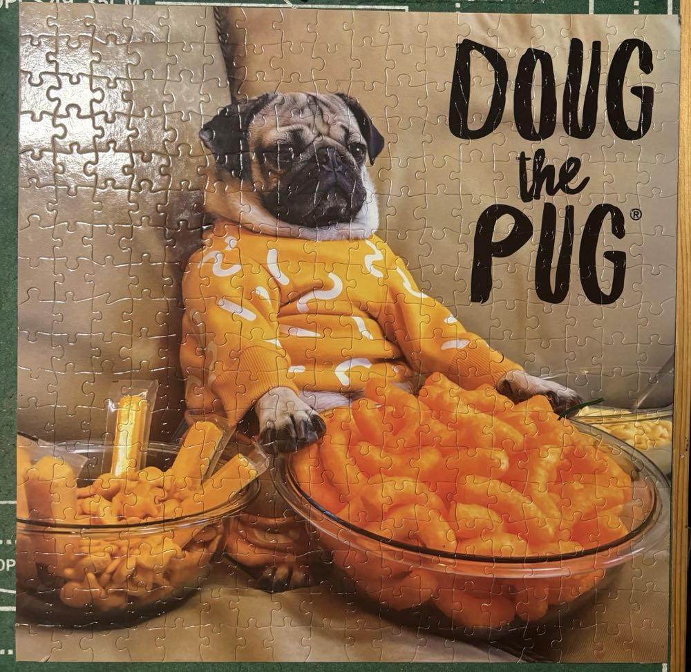 Doug the Pug - Buffalo Games 🇺🇸 puzzle collectible [Barcode 079346027613] - Main Image 3