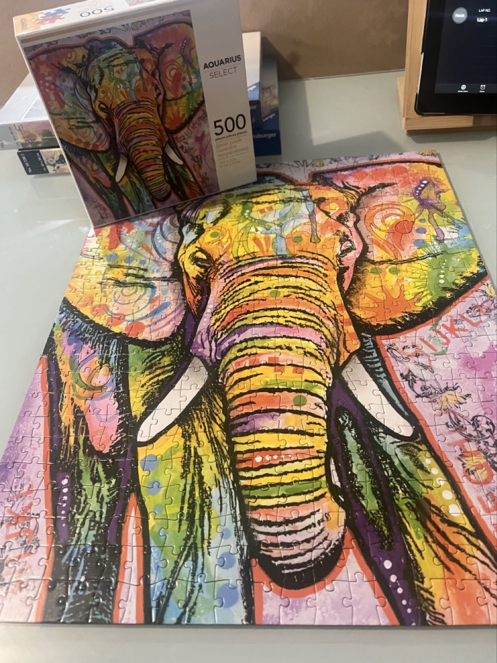 Colorful Elephant - Aquarius puzzle collectible [Barcode 840391120525] - Main Image 4