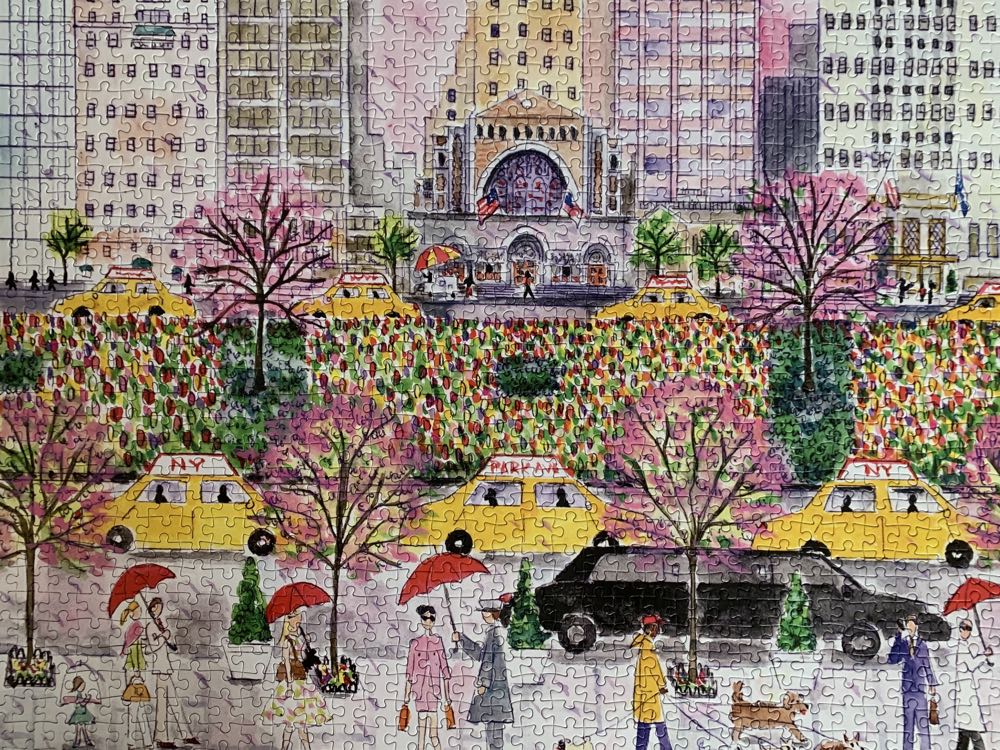 Spring On Park Avenue - Galison puzzle collectible [Barcode 9780735348202] - Main Image 3