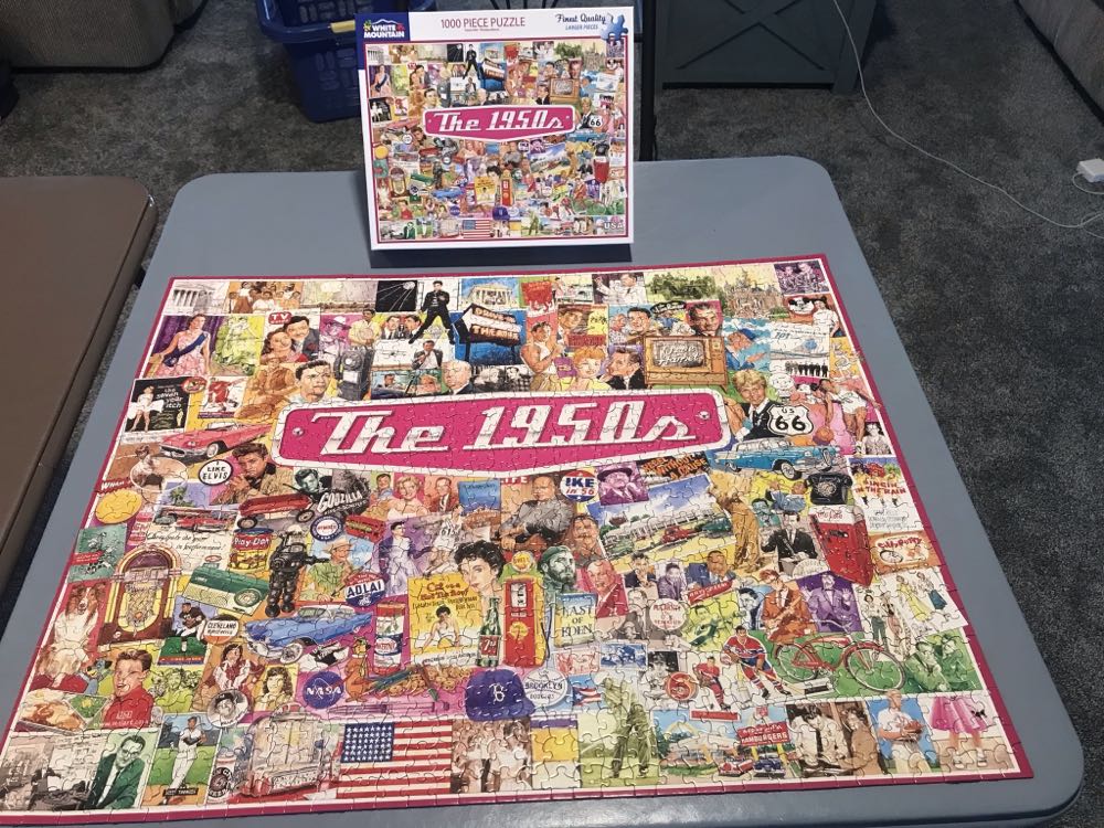 The 1950s - White Mountain puzzle collectible [Barcode 724819263219] - Main Image 2