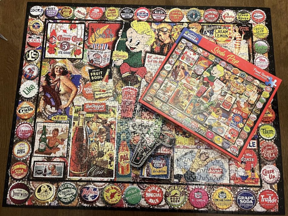 Soda Pop - White Mountain Puzzles puzzle collectible [Barcode 724819263011] - Main Image 4