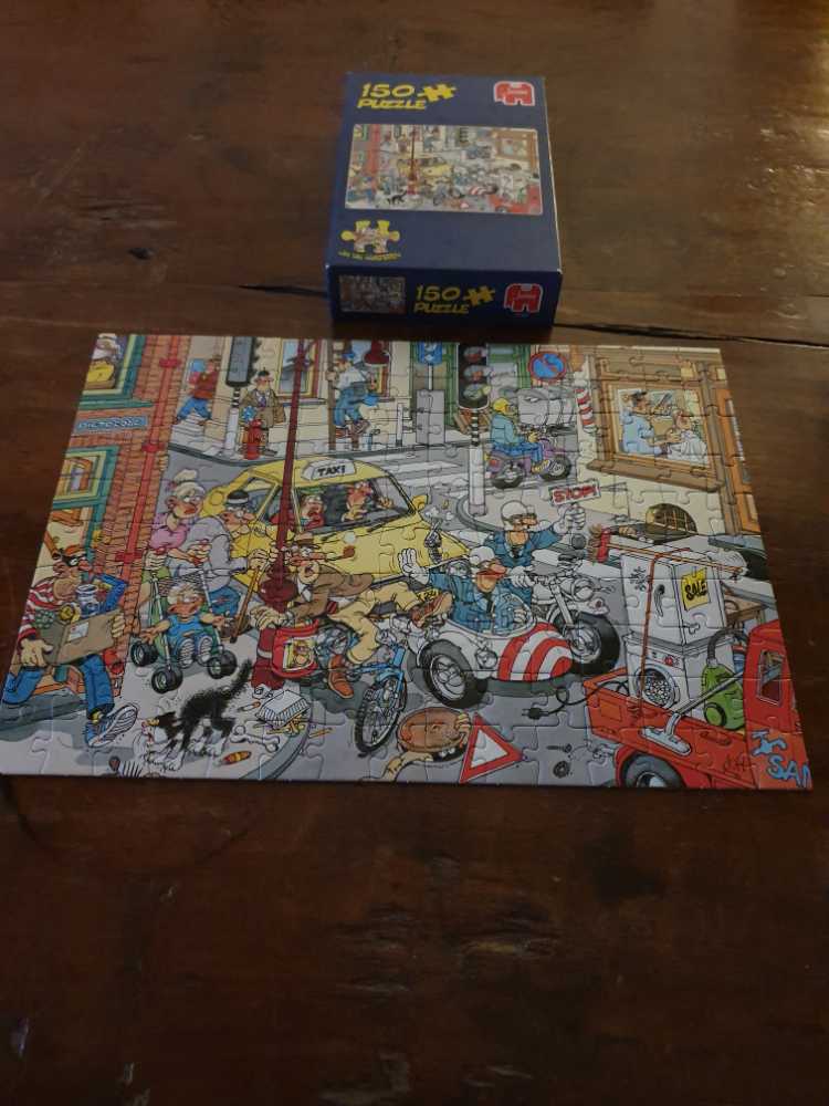 Coming Through! - Jumbo puzzle collectible [Barcode 8710126171615] - Main Image 2