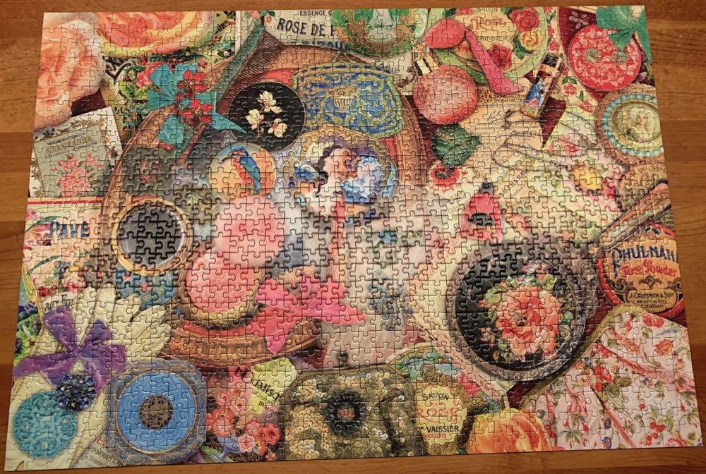 Vintage Collage - Ravensburger puzzle collectible [Barcode 4005556195862] - Main Image 3