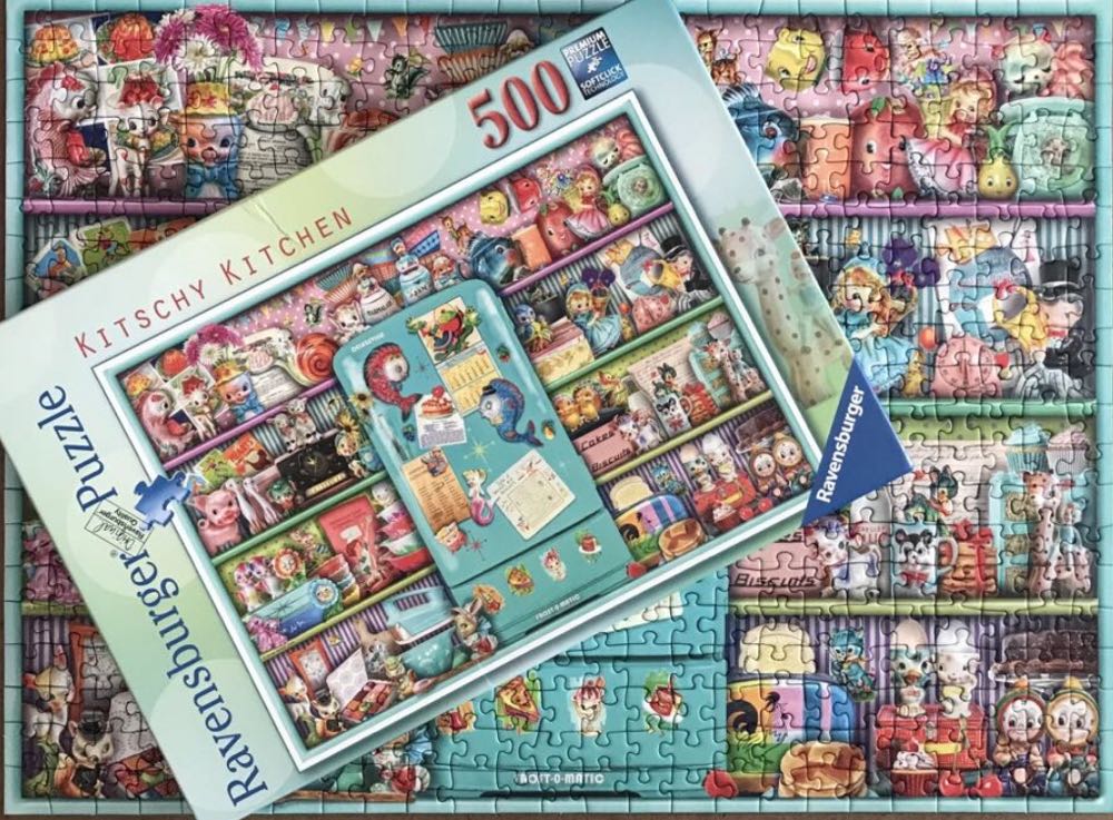Kitschy Kitchen✅ - Ravensburger puzzle collectible [Barcode 4005556165759] - Main Image 4
