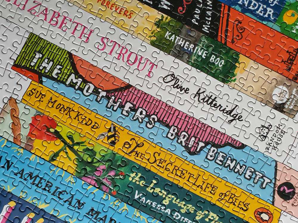 Bibliophile - Galison puzzle collectible [Barcode 9780735358454] - Main Image 3