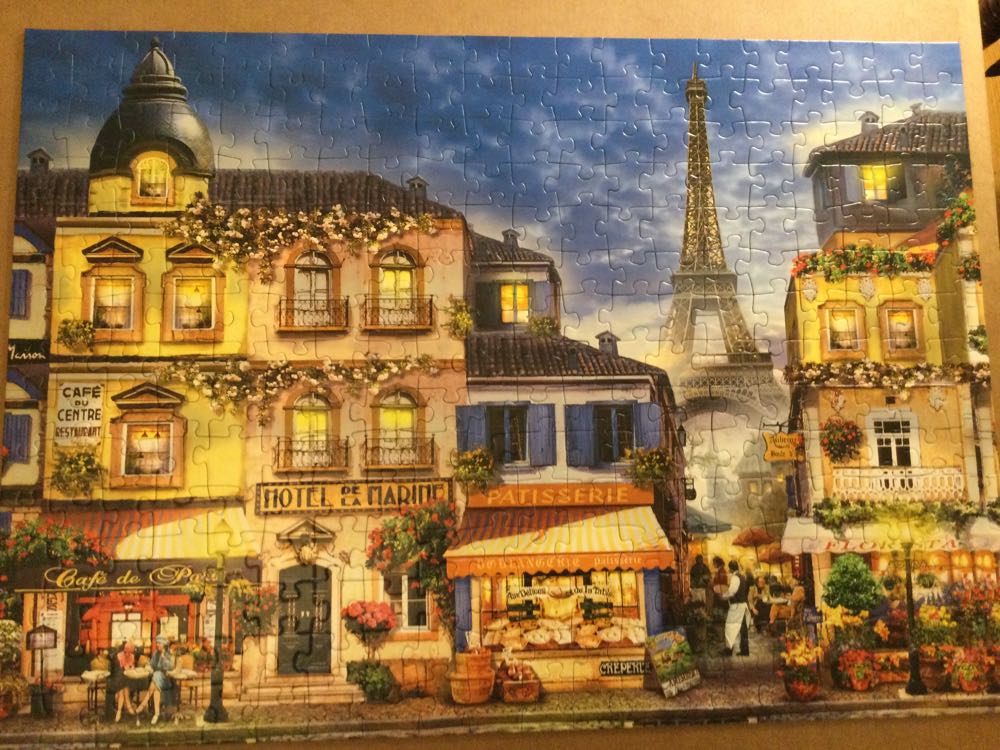 Pretty Paris - Ravensburger puzzle collectible [Barcode 4005556135608] - Main Image 3