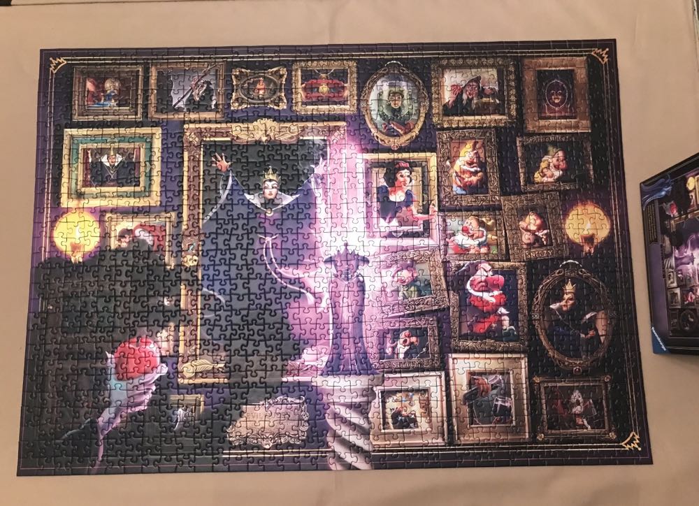 Disney Villainous - Evil Queen - Ravensburger puzzle collectible [Barcode 4005556800162] - Main Image 4