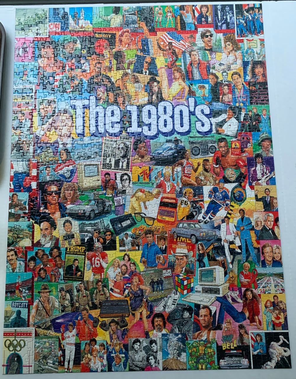 The 1980’s - White Mountain puzzle collectible [Barcode 724819257447] - Main Image 2