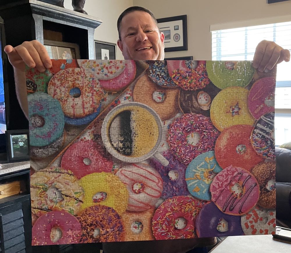 Coffee And Donuts - Buffalo puzzle collectible [Barcode 079346014361] - Main Image 3