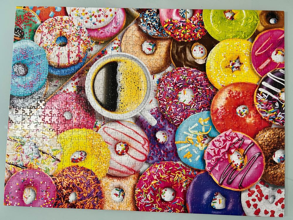 Coffee And Donuts - Buffalo puzzle collectible [Barcode 079346014361] - Main Image 4