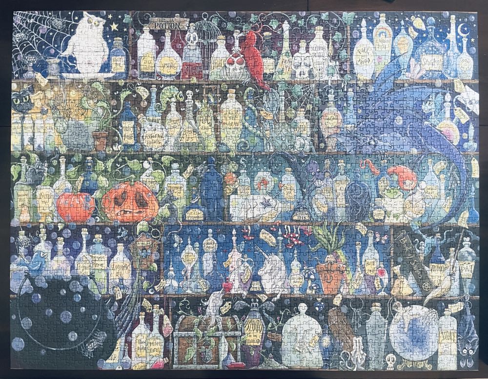 Poisons And Potions - Ravensburger puzzle collectible - Main Image 2