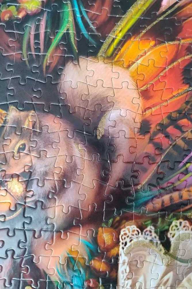 Autumn Queen - Buffalo Games puzzle collectible [Barcode 079346121052] - Main Image 4