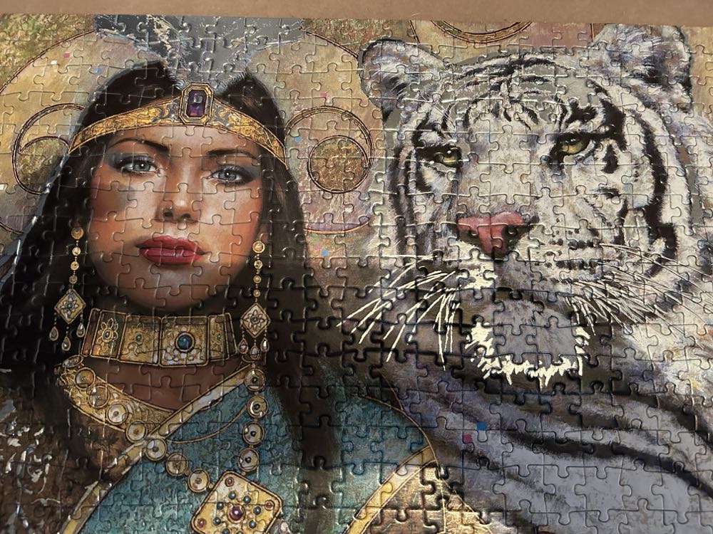 Matriarch - Jumbo puzzle collectible [Barcode 8710126006931] - Main Image 3