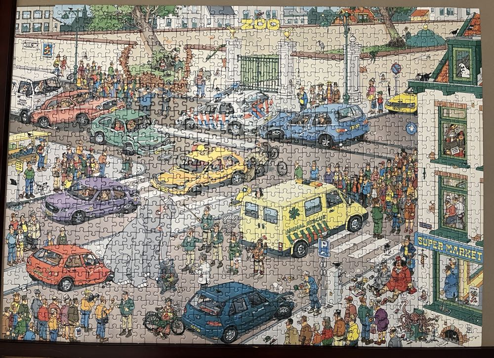 Jumbo Goes Shopping - Jan Van Haasteren puzzle collectible [Barcode 8710126200285] - Main Image 3
