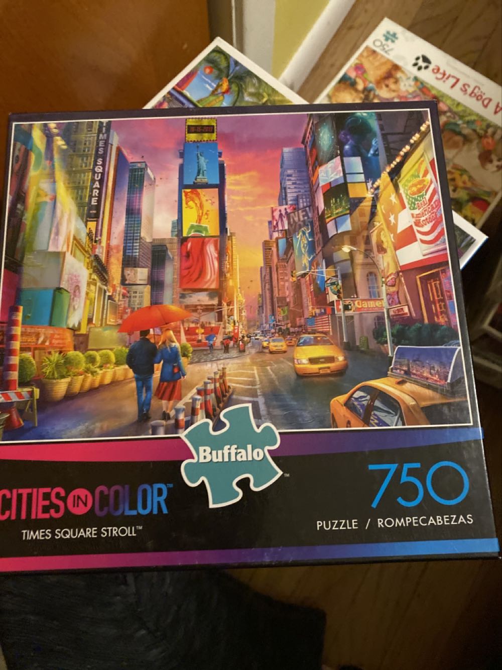 Times Square stroll - Buffalo puzzle collectible [Barcode 079346171217] - Main Image 1
