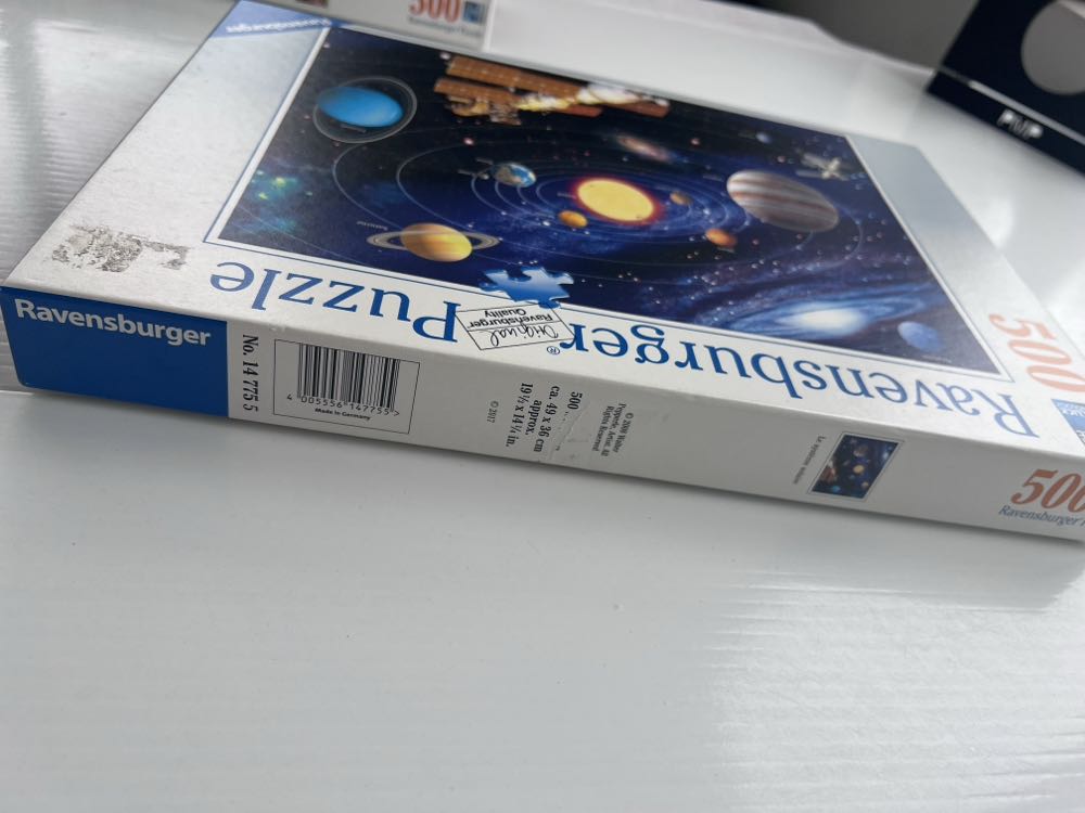 The Solar System - Ravensburger puzzle collectible [Barcode 4005556147755] - Main Image 2