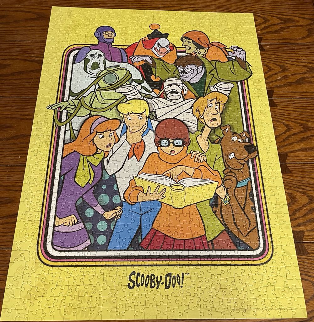 Scooby Do: Those Meddling Kids - USAopoly puzzle collectible [Barcode 700304154040] - Main Image 2