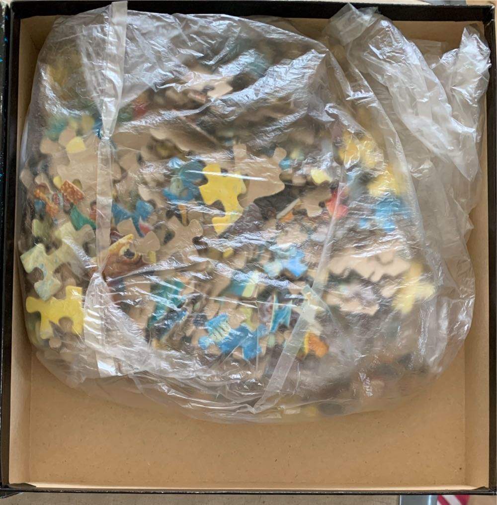 Waddingtons Deluxe, Coral Reef  puzzle collectible - Main Image 2