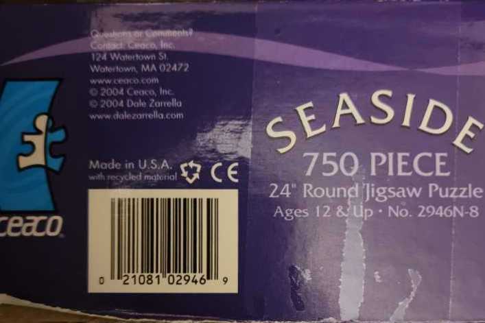 Seahorses Underwater - Ceaco puzzle collectible [Barcode 021081029469] - Main Image 2