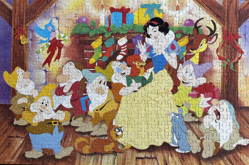 Snow White and the Seven Dwarfs - Trefl puzzle collectible [Barcode 5900511120240] - Main Image 2