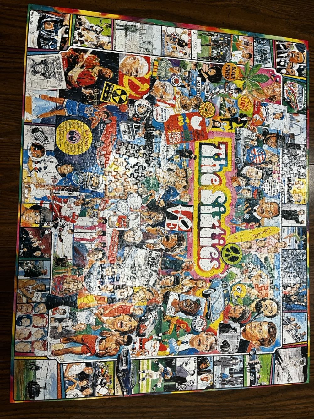 Z-The Sixties-Sold - White Mountain puzzle collectible [Barcode 724819249305] - Main Image 3