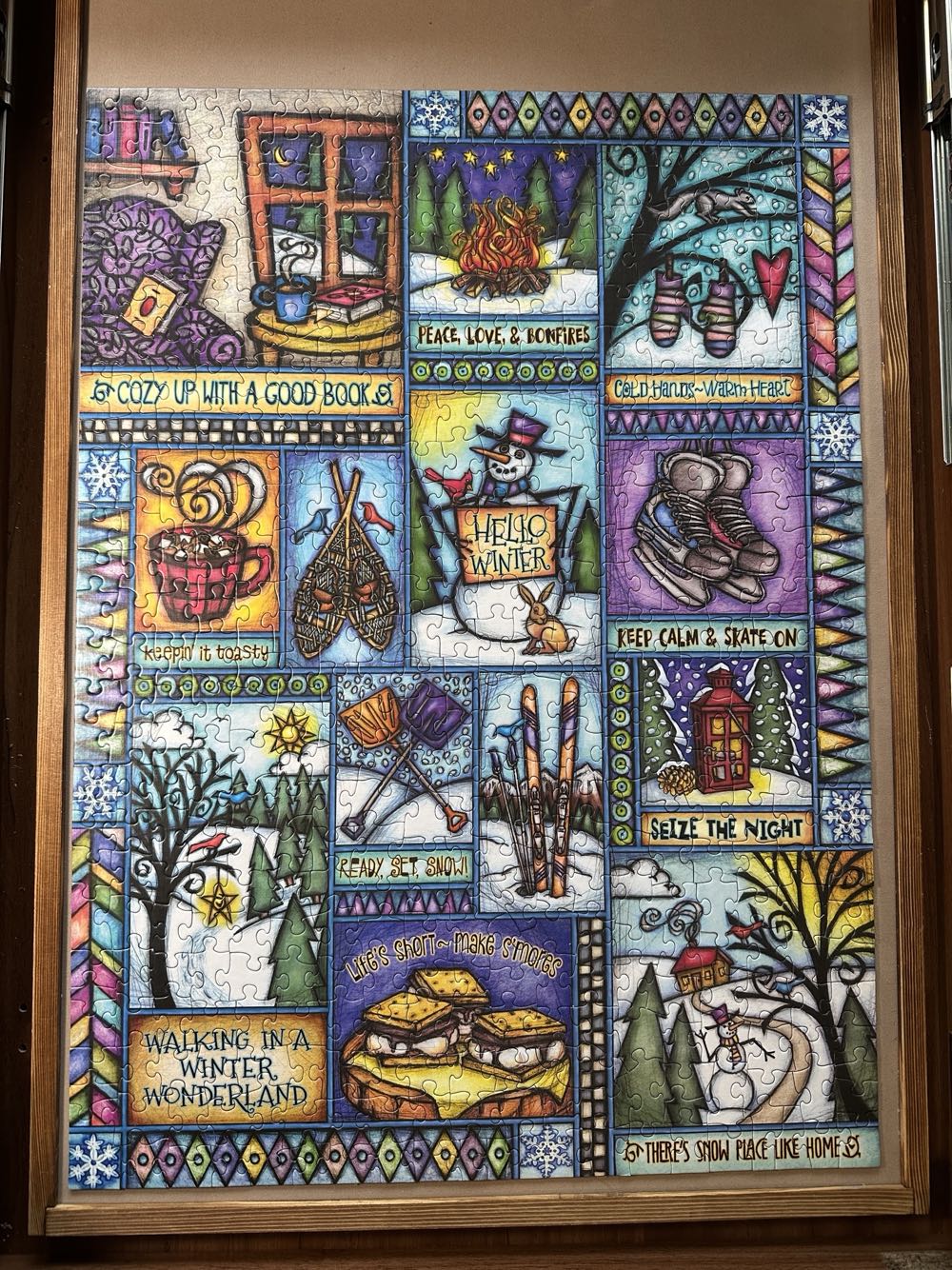 Hello Winter  - Puzzle Twist puzzle collectible [Barcode 614399102056] - Main Image 2