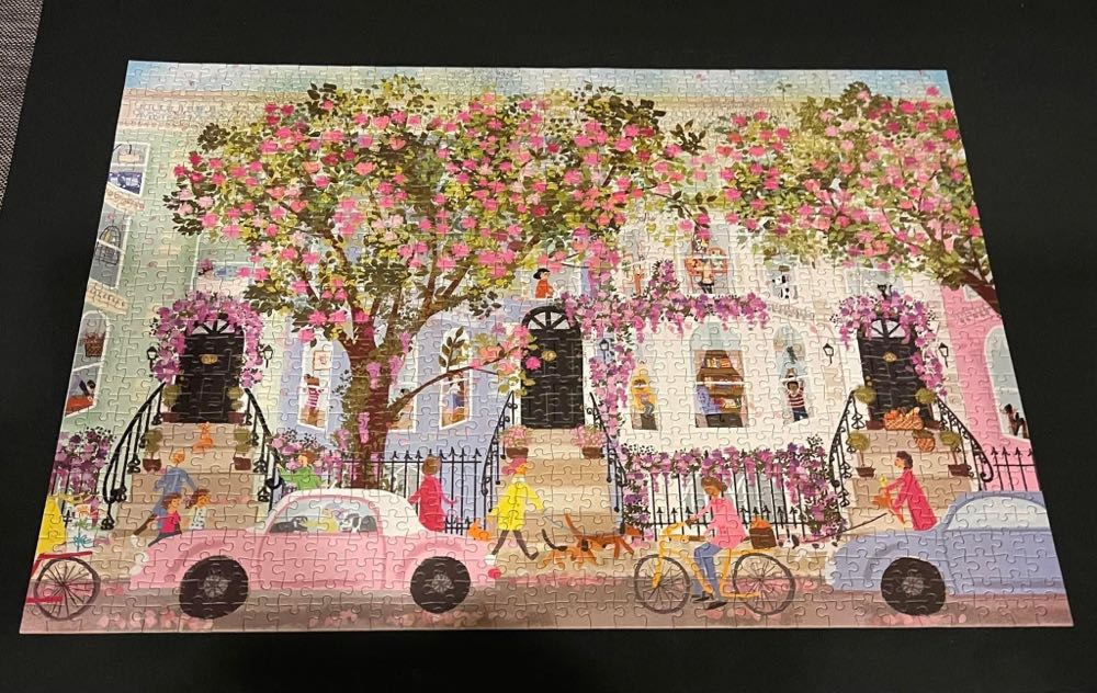 Springtime Terrace 🧩 - Galison 🇺🇸 puzzle collectible [Barcode 9780735381537] - Main Image 2