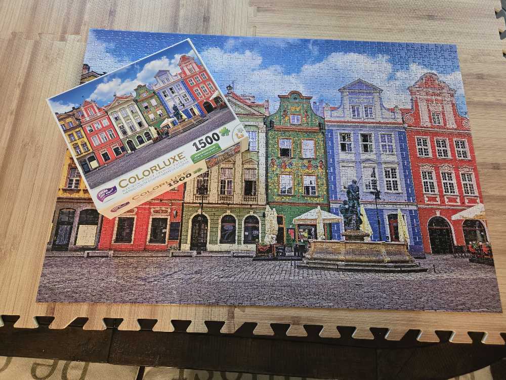Colorful Buildings, Ponzan, Poland - Lafayette Puzzle Factory (Colorluxe) puzzle collectible [Barcode 4895145415798] - Main Image 3