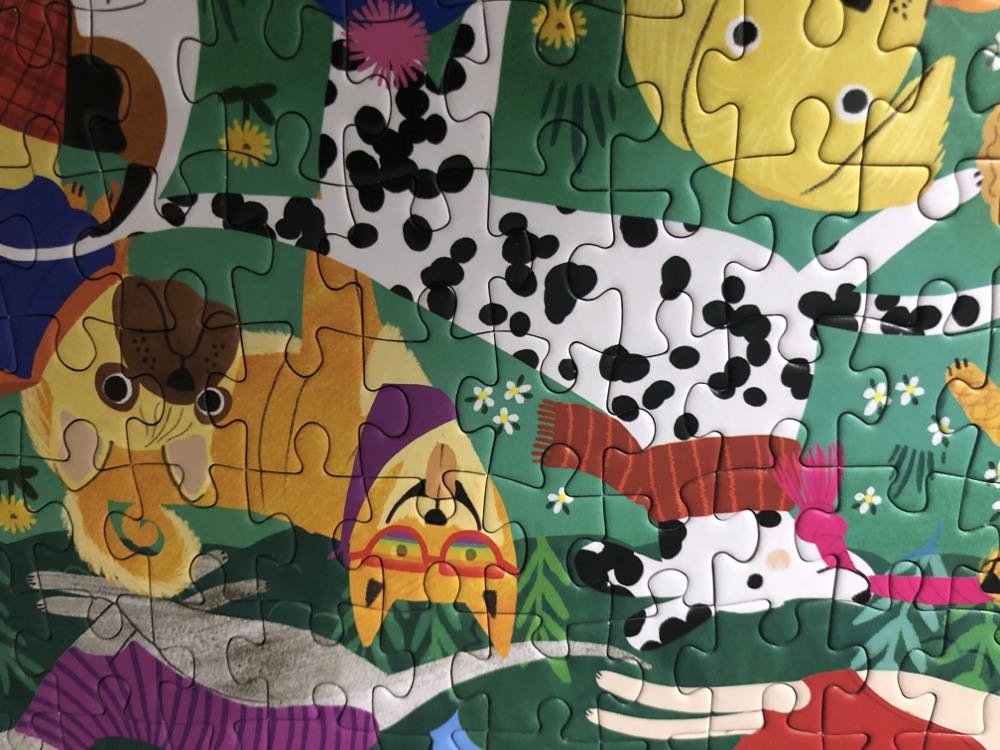 Doggone Days - Mudpuppy puzzle collectible [Barcode 9780735380813] - Main Image 3