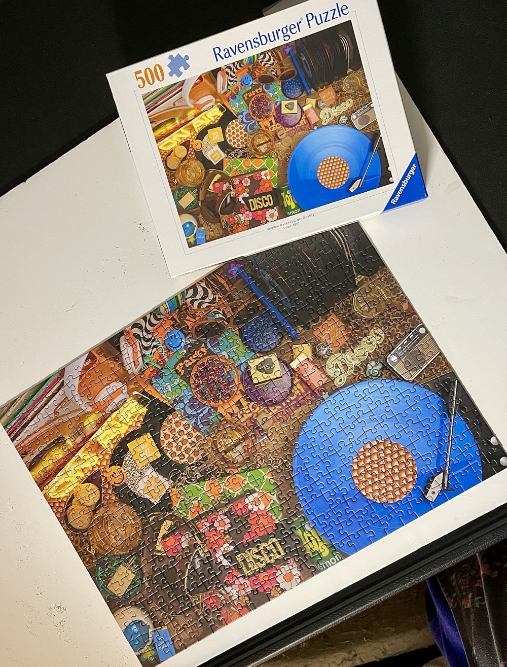 Hello Vinyl - Ravensburger puzzle collectible [Barcode 4005555007739] - Main Image 3