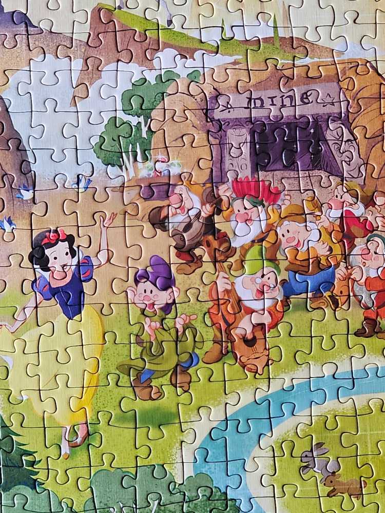 Disney Story Maps: Snow White and the Seven Dwarfs - Clementoni puzzle collectible [Barcode 8005125398157] - Main Image 3