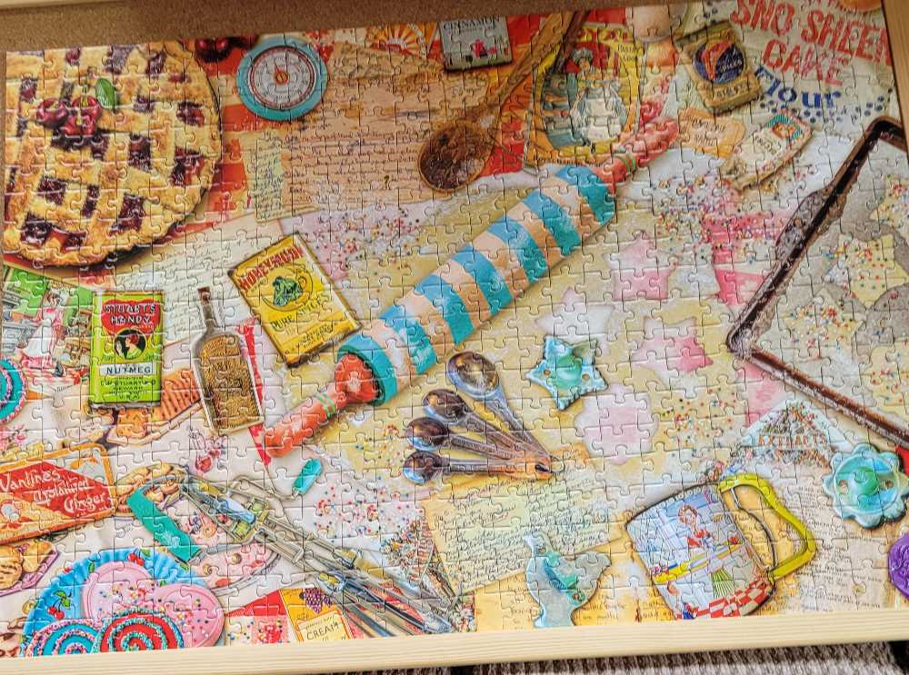 The Vintage Bakery - Corner Piece puzzle collectible [Barcode 5052089355606] - Main Image 2