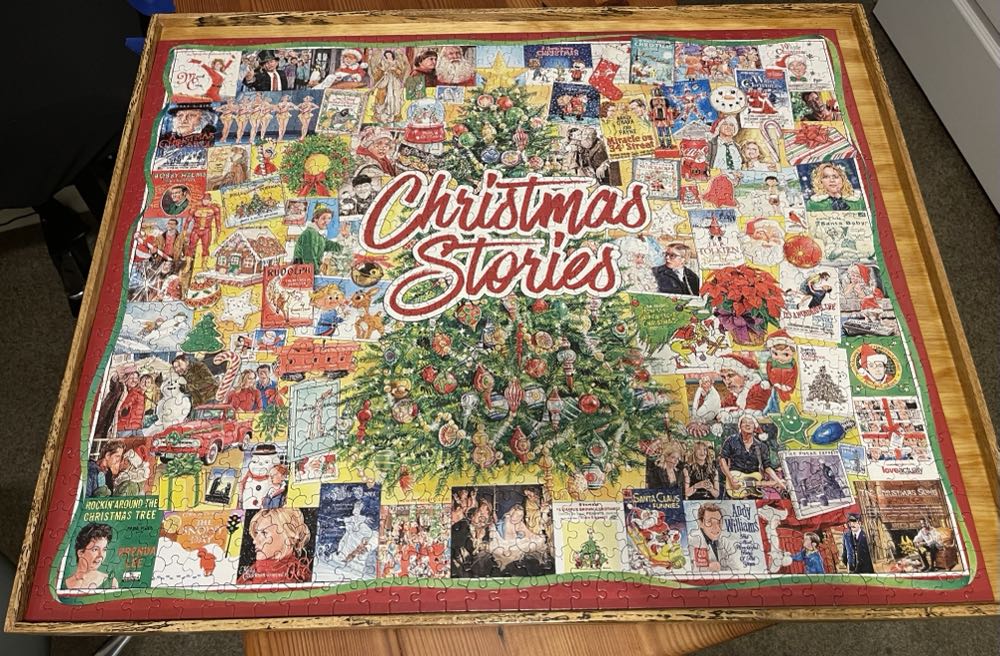 Christmas Stories - White Mountain puzzle collectible - Main Image 2