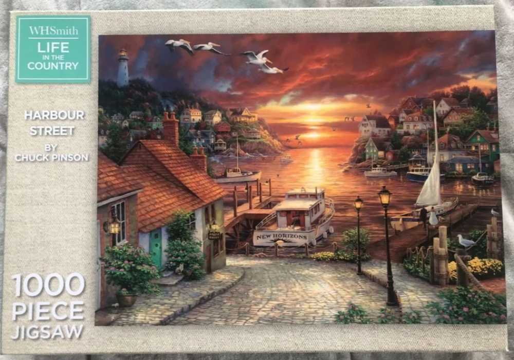 Harbour Street - WH Smith puzzle collectible [Barcode 5013872127077] - Main Image 2