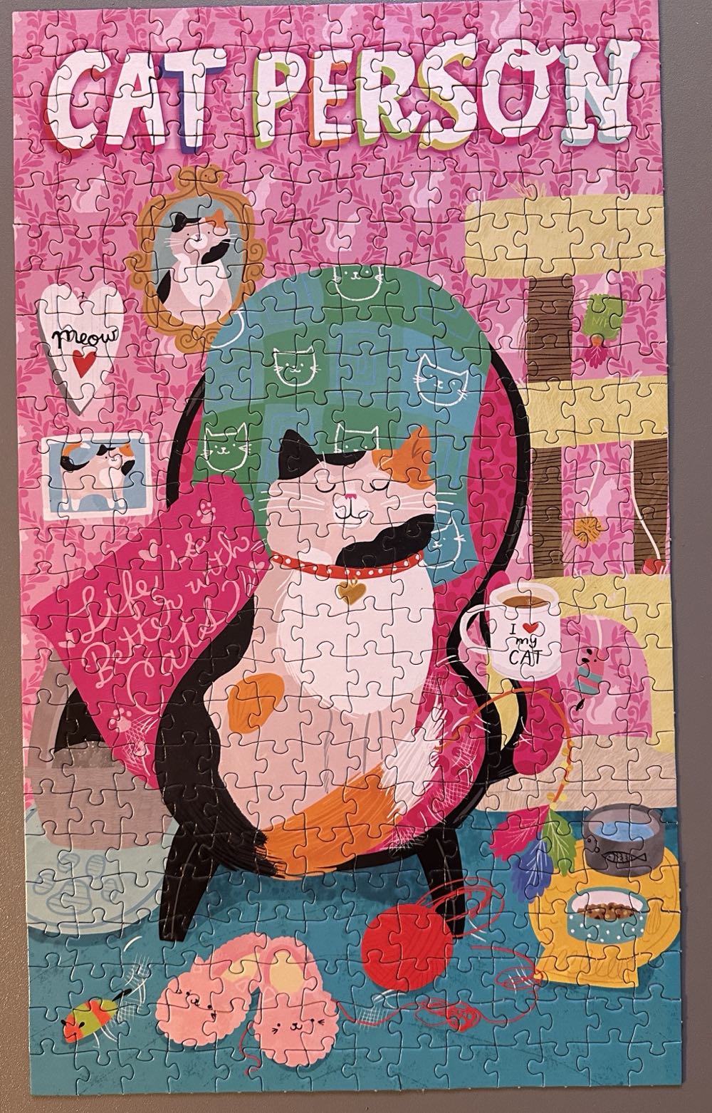 Cat Person - Cra-Z-Art puzzle collectible [Barcode 639277558824] - Main Image 3