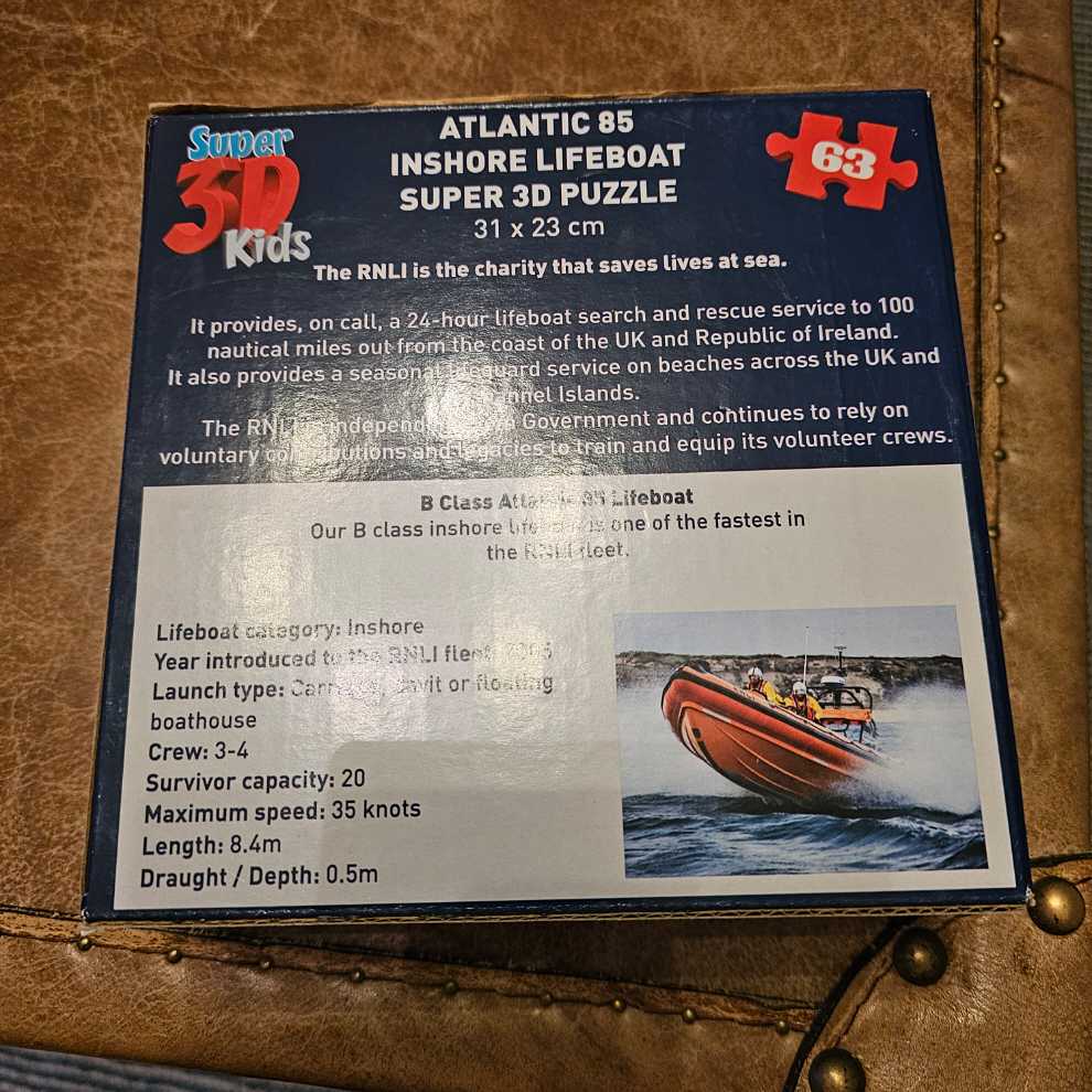Lifeboats Atlantic 85 Inshore Lifeboat Super 3D Puzzle - RNLI puzzle collectible - Main Image 2