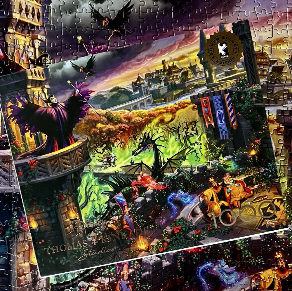 Maleficent - Ceaco puzzle collectible [Barcode 021081400121] - Main Image 2