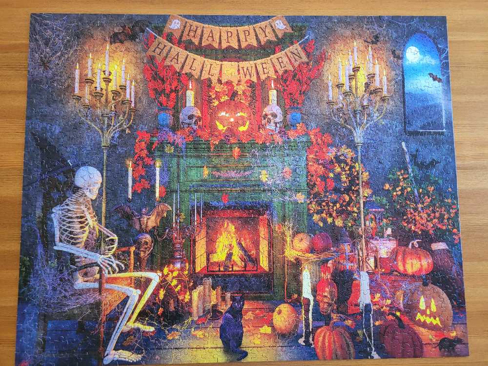 Happy Halloween🧩 - White Mountain puzzle collectible - Main Image 2