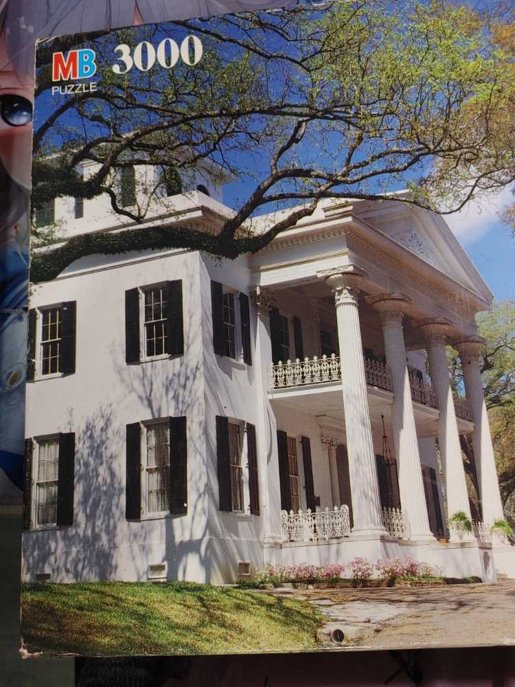 Stanton Hall, Natchez, MS - MB Puzzle / Magnum puzzle collectible [Barcode 032244045509] - Main Image 2