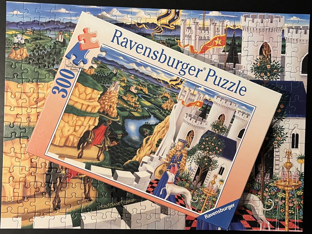 The Enchanted Kingdom - RETURNED & REFUNDED - Ravensburger puzzle collectible [Barcode 4005556131037] - Main Image 4