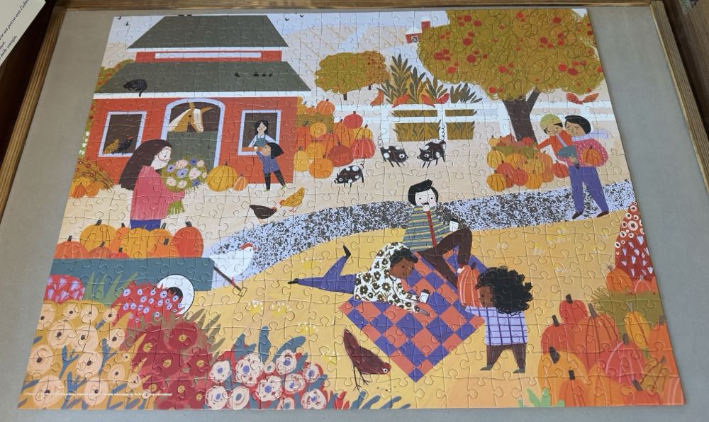 Marie’s Pumpkin Patch - Spin Master puzzle collectible [Barcode 778988438701] - Main Image 2