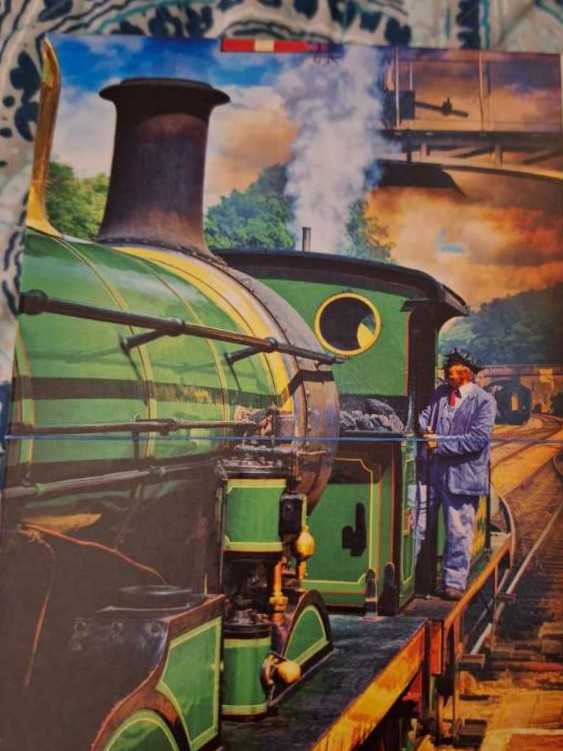 Spring Fashions From Paris - KI Puzzles puzzle collectible [Barcode 773392505995] - Main Image 2