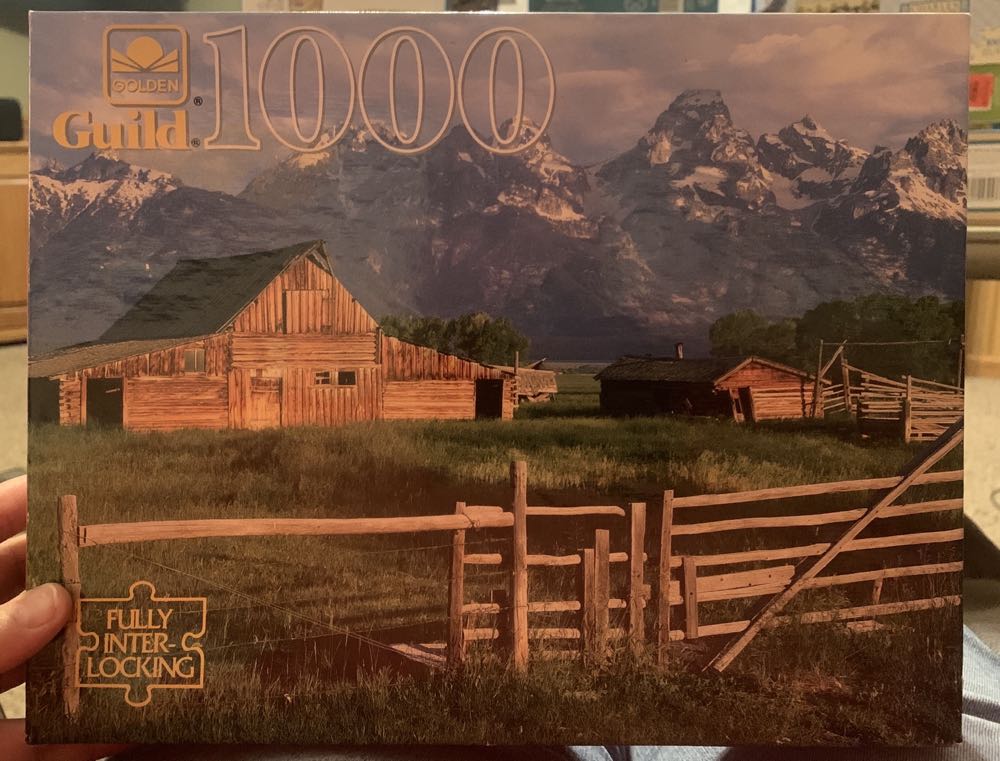 Mountain Retreat - Golden Guild puzzle collectible [Barcode 033500047107] - Main Image 4