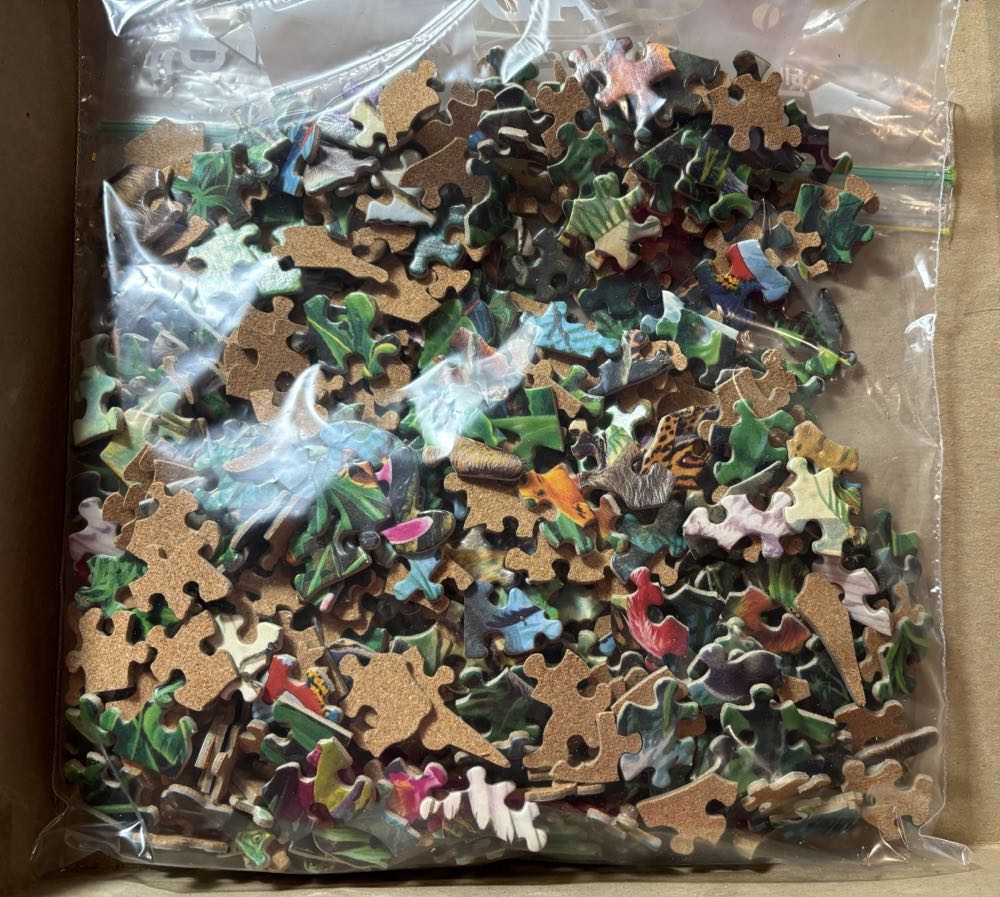 National Geographic Society - Life in the Rain Forest - National Geographic Society puzzle collectible - Main Image 2