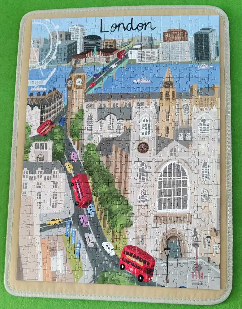 London - Corner Piece puzzle collectible [Barcode 5052089356399] - Main Image 2