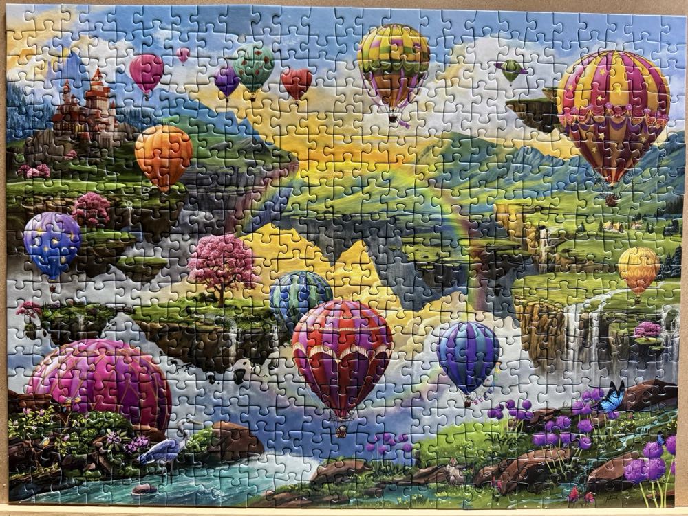 Air Balloon Valley-SOLD - Ravensburger puzzle collectible - Main Image 2