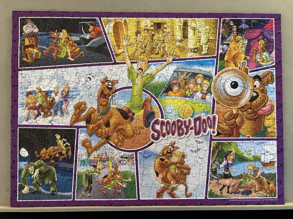Hanna Barbera Scooby-Doo! - L👀k For - MasterPieces puzzle collectible [Barcode 705988324093] - Main Image 2
