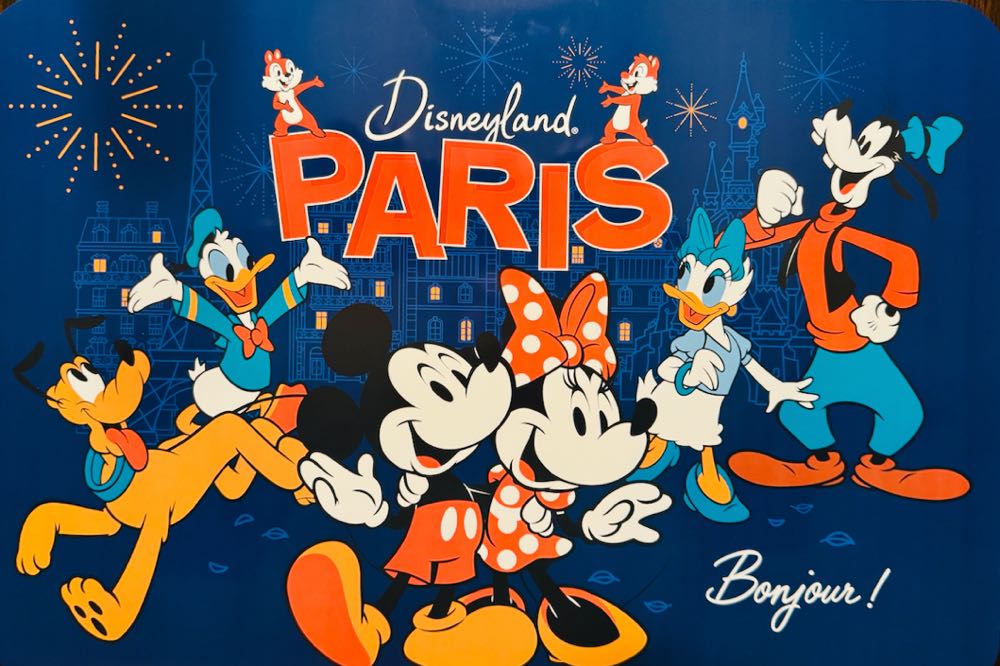 Disneyland Paris - Clementoni puzzle collectible [Barcode 2073050240038] - Main Image 2