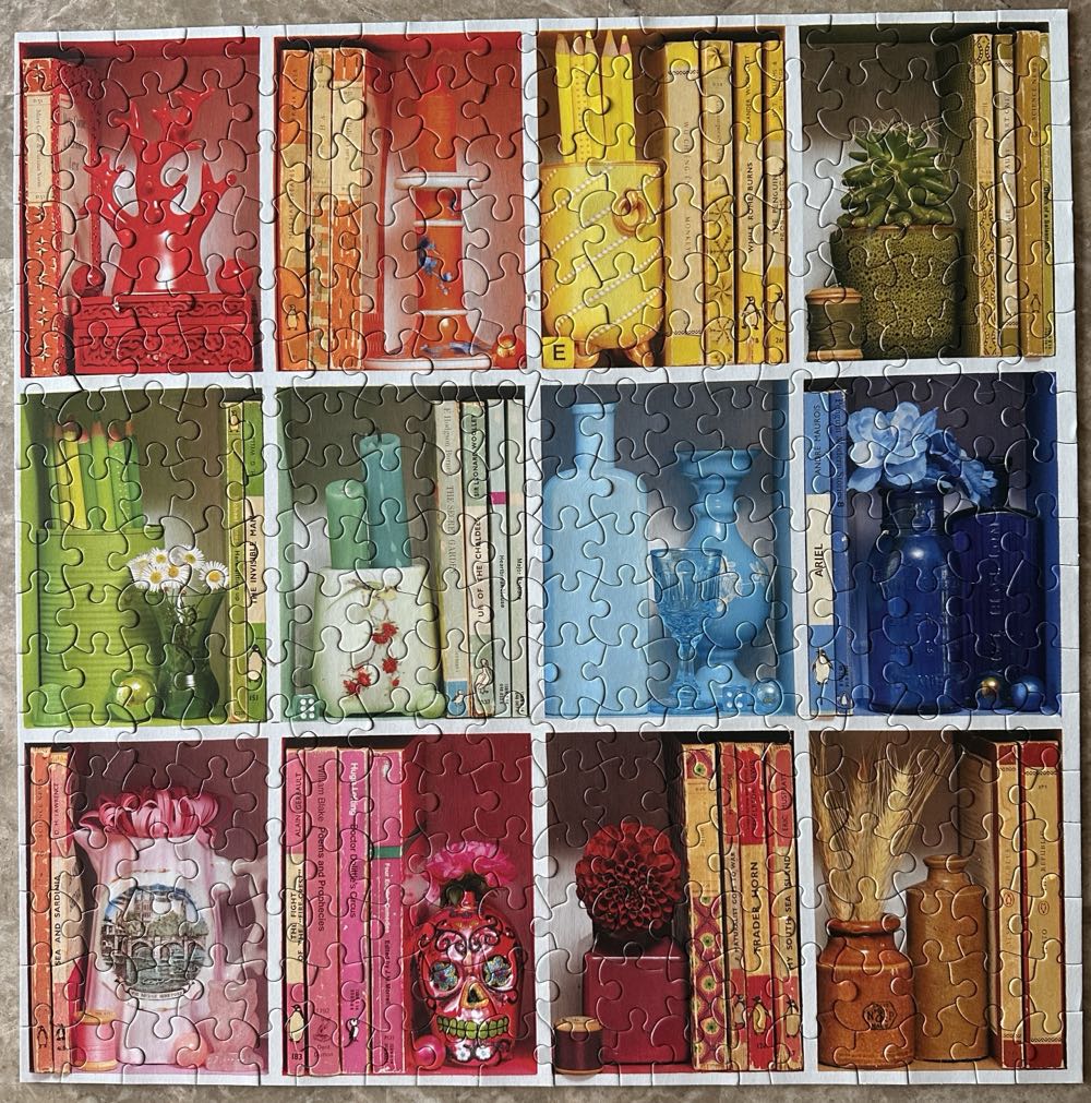 The Colour File - Ceaco puzzle collectible [Barcode 021081222730] - Main Image 3